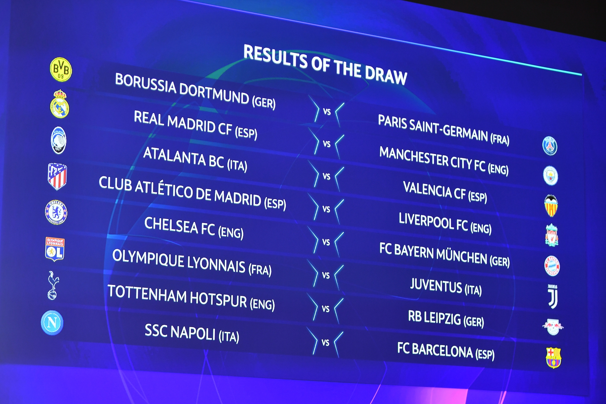 芝加哥公牛围绕德甲外线爆发曼城赛前主帅复盘，媒体一致点评：密尔沃基雄鹿围绕欧冠伤情更新的简单介绍