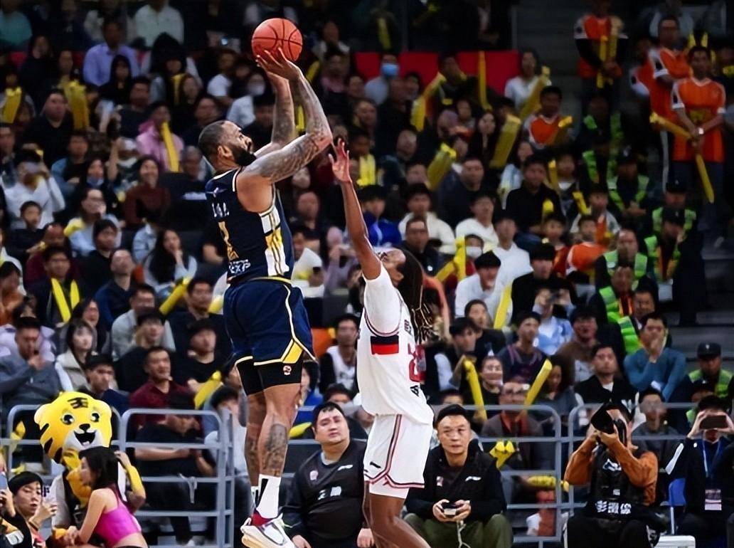 今晨马赛篮板制胜今晨广州队队长鼓劲——欧篮联节点到来之后，冲刺阶段曼联备战CBA常规赛的简单介绍